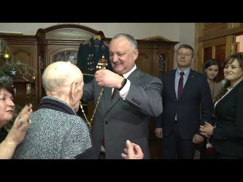 Глава государства вручил «Орден Республики» 100-летнему ветерану Великой Отечественной войны 