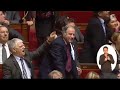 Greenpeace envahit l'assemblée nationale