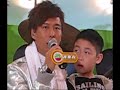 十年後的你 by Patrick Tang 鄧健泓 @ Live House (Live) @ Olympian City 2 奧海城二期 on 2007-12-09, HK.MVI 5862鄧健泓 - 十年後的你 (Full Version + 歌詞)  主唱：鄧健泓作曲：填詞：林若寧編曲：監製：梁榮駿歌詞也許我跟你十年後再見已不記得你所有的優點咖啡店漫談十年內蛻變說之不厭我給你的領巾磨爛褪線你給我的雪褸擦出斑點也只有初結識殘舊旅店佈景未變如果我過十個冬天　記憶失去無需要再為你離去　耗盡眼淚我們會愛得幾多歲　還有幾多歲時間沖不去　誰又紀念誰難置身擁抱裡　唯有收於脊髓讓你體溫告別我的新居忘記多少派對　還有些紙炮碎十個歡欣聖誕陪伴你是誰元旦一一過去　年鑑都給壓碎面對今晚最後離愁別緒亦都乾脆你的照片我鎖進地殼裡再等某天你忽爾想收取你的美好永久是十八歲放於心裡要經過幾次例行換愛侶至可以將愛沖淡一杯水記憶太好人便容易老去妄想後退誰都要去面對分開　勇敢戀愛離開你往後情人節　再沒意外我們會愛得幾多歲　還有幾多歲時間沖不去　誰又紀念誰難置身擁抱裡　唯有收於脊髓讓你體溫告別我的新居忘記多少派對　還有些紙炮碎十個歡欣聖誕陪伴你是誰元旦一一過去　年鑑都給壓碎事過境遷再遇從前伴侶問安一句^^