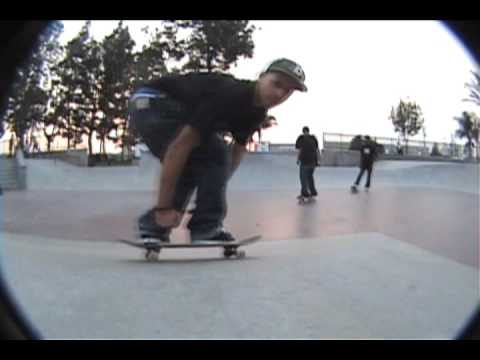 BMX BIKES TRICKS STUNTS CRASHES