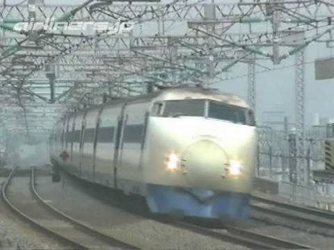 ０系１６両編成