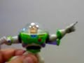 Buzz LightYear camando estrelar
