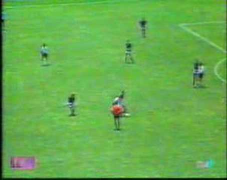 Martes y 13 - Locutores de Partido de Fútbol
