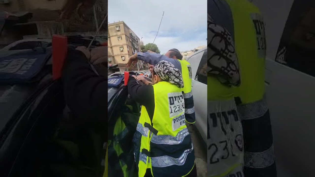 בת ים: תינוק ננעל ברכב בשגגה וחולץ בשלום על ידי מתנדבי ידידים