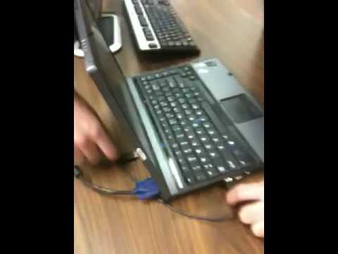 how to hook up a monitor to a laptop