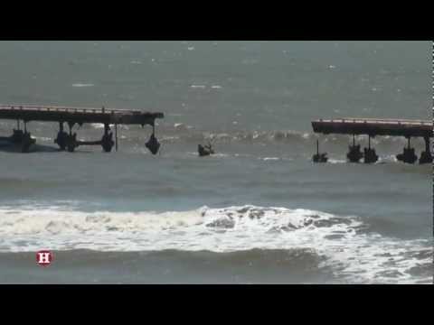 Puerto Colombia - El muelle de Puerto Colombia se sigue cayendo a pedazos. En la madrugada del domingo fue un tramo de casi 20 metros y se suma a los anteriores derrumbes que ...
