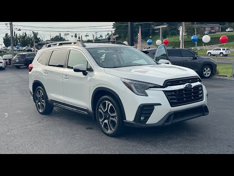 Used 2023 Crystal White Pearl Subaru Limited image 1
