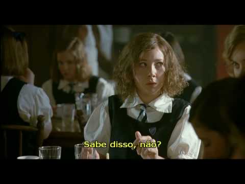 Filha de Ridley Scott filma lirismo e desespero em internato de garotas 0 Filha de Ridley Scott filma lirismo e desespero em internato de garotas