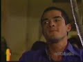 llega valeria a la cena y mia se va para el baño