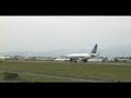 信州まつもと空港。エアバスＡ３１９の離陸