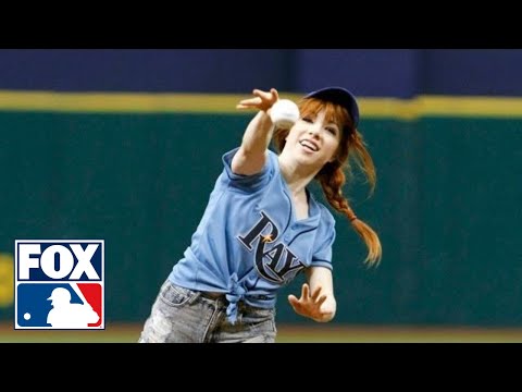 Carly Rae Jepsen y el peor tiro de la historia del Baseball