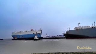 3 Tugs turning car carrier FRISIA in Emden Germany outer Harbor 10x timelapse Zeitraffer
