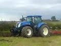Wisey ploughing with New Holland T7050