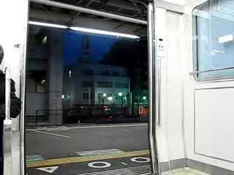 207系ドア閉