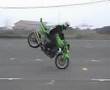 Kawasaki-Z1000-Stunt