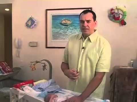 how to properly clean umbilical cord