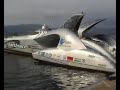 Earthrace atraca en Vigo