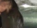 jeune lyceenne denud�e prend un bain le soir du bac