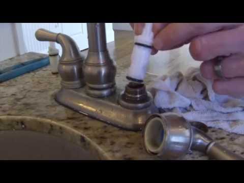 how to fix moen faucet leak