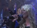 tara reid learns to count from 60 to 0 with just a few mistakes..