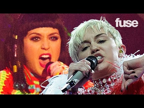 Katy Perry & Miley Cyrus Kiss & Make Up Over Twitter Feud