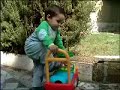 Leo e la macchinina