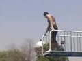 منايك