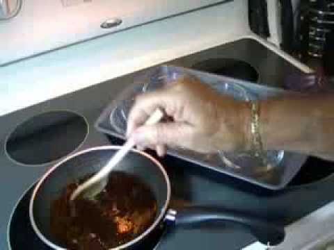ChefRemyM - Chef Remy muestra para cómo hacer Flan del rasguño. Tres huevos, 12 oz leche evaporada, una tercera copa de azúcar y una cucharadita de extracto de vainilla....