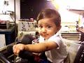 bebe en karting a motor