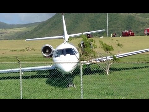 PLANE ACCIDENT !!!! Cessna 680 Citation in St Kitts (HD)