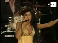 Amy Winehouse deja el hospital tras una 