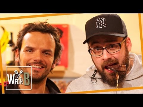 kochen - Berliner Rapper Sido zu Gast bei what's for (b)eats mit Steffen Henssler! Zusammen kochen die beiden leckeren Schmorbraten in Rotweinsauce mit Petersilienknö...