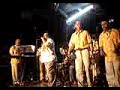 este 17 de marzo tuvimos el honor de tener en nuestra tarima al talentoso tito gomez.  la asistencia a nuestro complejo fue masiva...cantante 
fecha de nacimiento: 9 de abril de 1948 el ritmo candente de la salsa, tropical, pegajoso y �nico se difunde en voces que le cantan y rinden homenaje desde siempre. una de estas voces es la de tito g�mez, puertorrique�o que tras 33 a�os de saborear este ritmo se desarroll� en esta profesi�n y la hizo el eje central de su vida. radicado desde 1984 en colombia, el int�rprete juanadino defini� su rumbo en la m�sica a temprana edad. su voz se ha destacado en importantes agrupaciones como la sonora ponce�a, el conjunto de ray barreto, la terr�fica y el grupo de charlie palmieri, entre otras. (art.fund.nal la cultura popular)
lugar: juana d�az, puerto rico 
jenitro jefe dpto marketing discoteca mango biche la mas grande