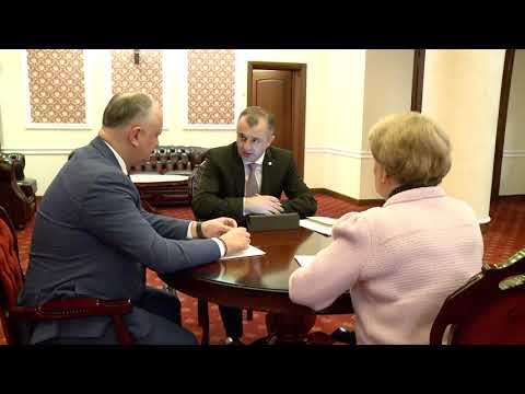 Igor Dodon, Zinaida Greceanîi și Ion Chicu au desfășurat ședința săptămînală