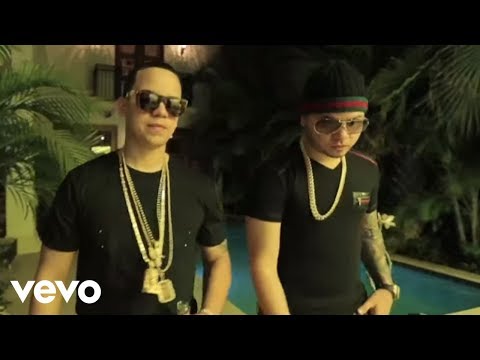 Esto Es Reggaeton ft. Farruko J Alvarez