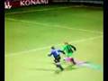 Balotelli gol di tacco al camp master