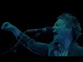 Le Groupe qui m'a explosé aux oreilles, un matin, en 94... Un Groupe qui évolue à chaque album et qui me fait évoluer à chaque écoute !Dont ce titre que j'écoute dès qu'je part au taf !Rien que l'intro... Ah putain, j'me la remet !!...JIGSAW FALLING INTO PLACEJust as you take my handJust as you write my number downJust as the drinks arriveJust as they play your favourite songAs your bad day disappearsNo longer wound up like a springBefore you've had too muchCome back and focus againThe walls abandon shapeYou've got a cheshire cat grinAll blurring into oneThis place is on a missionBefore the night owlBefore the animal noisesClosed circuit camerasBefore you're comatoseBefore you run away from meBefore you're lost between the notesThe beat goes round and roundThe beat goes round and roundI never really got thereI just pretended that I hadWords are blunt instrumentsWords are a sawed off shotgunsCome on and let it outCome on and let it outCome on and let it outCome on and let it outBefore you run away from meBefore you're lost between the notesBefore you take my micJust as you dance, dance, danceJigsaws falling into placeThere is nothing to explainYou eye each other as you passShe looks back, you look backNot just onceNot just twiceWish away the nightmareWish away the nightmareYou've got a light you can feel it on your backYou've got a light and you can feel it on your backJigsaws falling into placeJIGSAW FALLING INTO PLACE ( RADIOHEAD )ALBUM : IN RAINBOWS