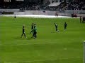 O Rio Ave perdeu na deslocação ao Estádio D. Afonso Henriques (0-3) numa tarde funesta para as nossas cores. O objectivo da subida de divisão continua perfeitamente ao alcance, mas o Vitória de Guimarães ganhou claramente novo ânimo e promete lutar até ao fim. Os adeptos rioavistas mais fervorosos enfrentaram o ambiente difícil da Cidade-berço, fizeram-se ouvir e mereciam outro tipo de desempenho da parte do grupo de trabalho do Rio Ave.