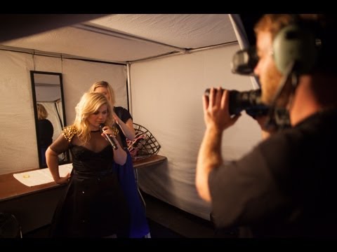 Kelly Clarkson – Behind The Scenes Intro: KCM5 Honda Civic Tour