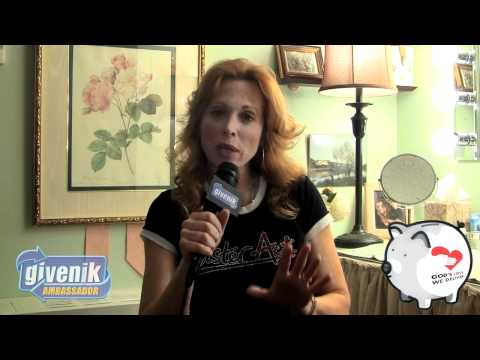 Carolee Carmello