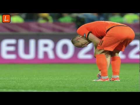 geluksvogeltjesdans - Een parodie van Edwin Evers op: Ben je ook voor Nederland van Wolter Kroes, Yes-R en Ernst Daniël Smid. Download: http://www7.zippyshare.com/v/56177807/file....