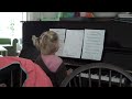 Pien op de piano