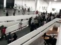 Pichadores Atacam a bienal progama metropolis. KMKZ