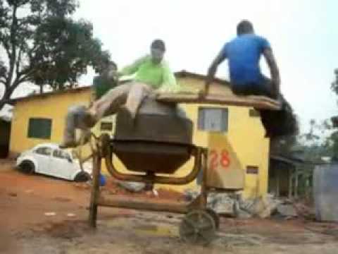 albañiles - Unos albañiles muy creativos jajaja.