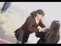wuaaaaaajajajjaja primer video que subo y es de mi cursooo<br />
4º B 2005!