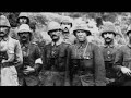 Çanakkale bugün toz ile duman,Düşmanda imkan var Mehmette iman,Alem görsün el mi bey midir yaman,Burada son söz Türkün sözü olacak,Nefer şehid ordu gazi olacak..Çanakkale şahit düşmandan azdık,Diş ile tırnakla siperler kazdık,Her siperde ayrı destanlar yazdık,Halimiz şerefli mazi olacakNefer şehit ordu gazi olacak..Boğazda cihanda karşı durmuştuEtten ve kemikten kilit vurmuştuk,Zabiti neferi karar vermiştik,Vatan bugün bizden razı olacak.Nefer şahit ordu gazi olacak..