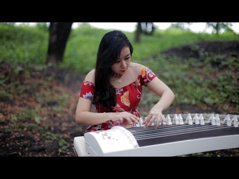 (W.R. Supratman) Ibu Kita Kartini - Olivia Lin Guzheng Cover (W.R. Supratman) Ibu Kita Kartini - Olivia Lin Guzheng Cover