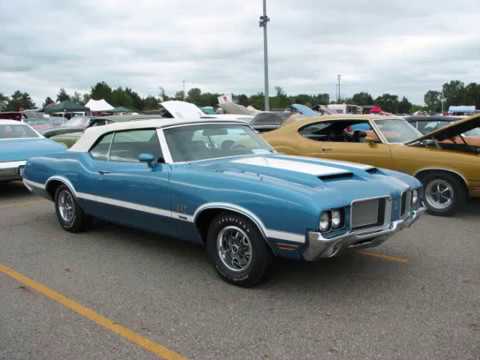 64-72 OLDS CUTLASS 442 VISTA CRUISER AT LANSING HOMECOMING 2010