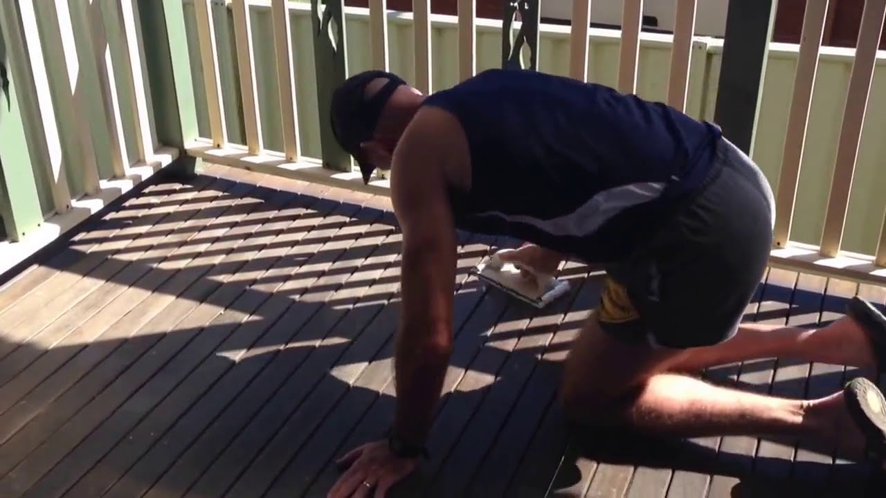 How to stain a deck using Haymes Decking Oil oil based wood stain. Tips for DIY