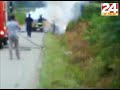 Zbog puknute gume sletio s ceste, auto cijeli izgorio
